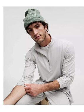Lululemon Men's Soft Jersey Half Zip Grey medium